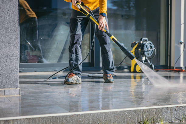 Best Playground Equipment Cleaning  in Bloomington, CA
